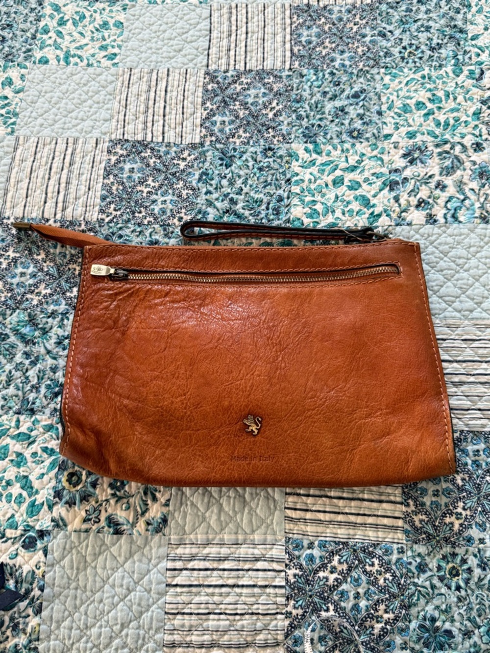 Pratesi Firenze Italian Leather Wristlet with Gold buckle - Picture 2 of 11